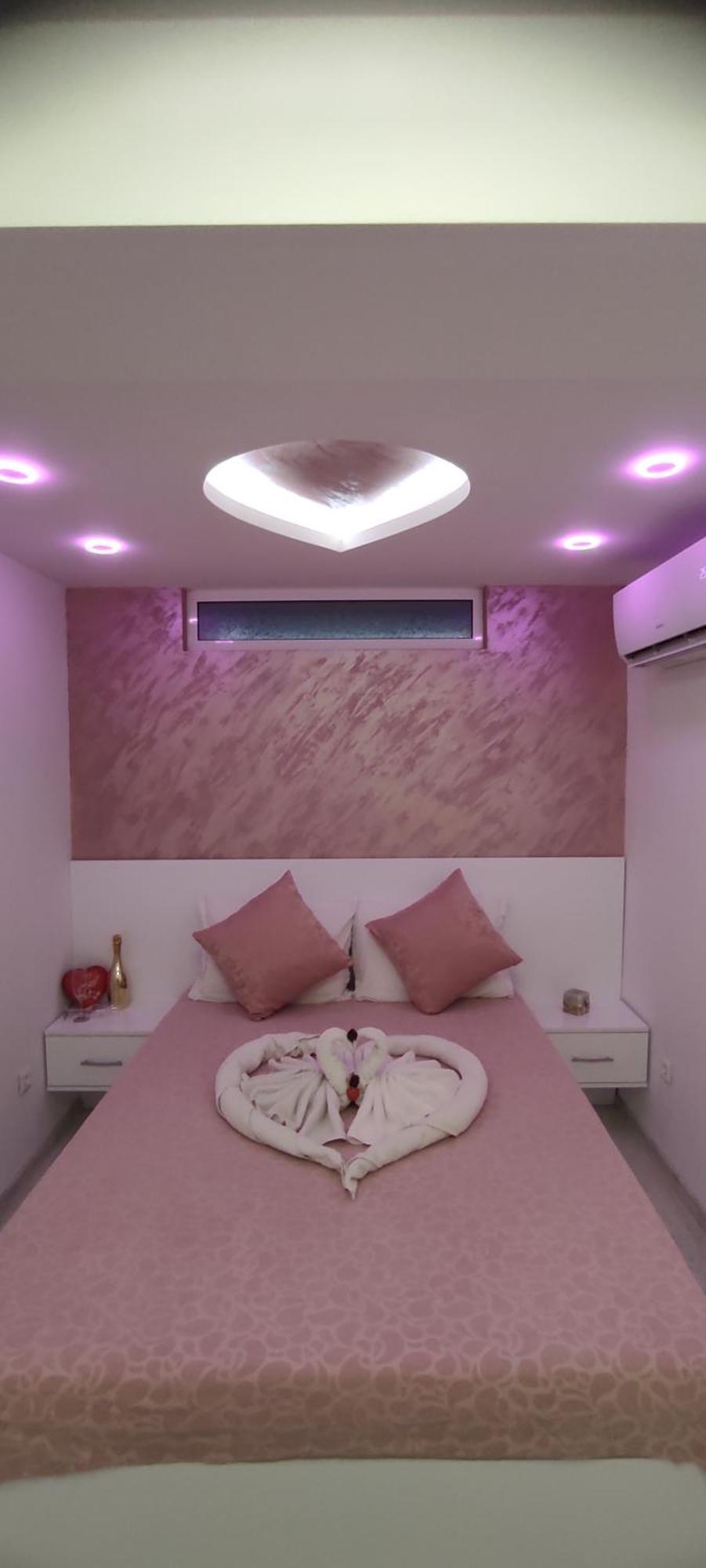 Apartment Krisiya In Бургас Екстериор снимка